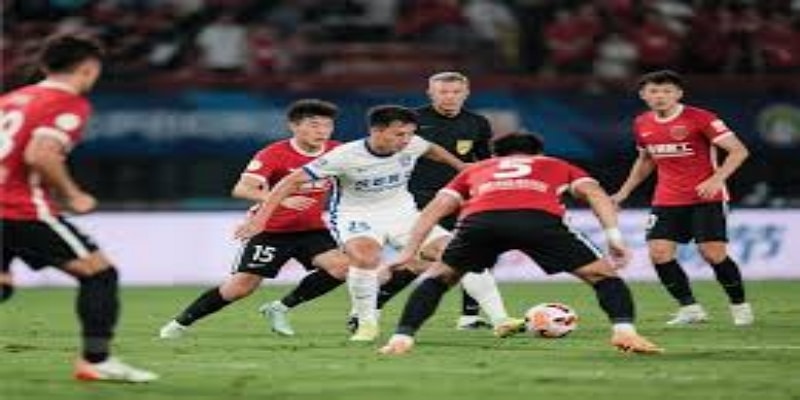 切尔西对阵利物浦的战术前瞻 — 爱游戏体育分析 -爱游戏体育