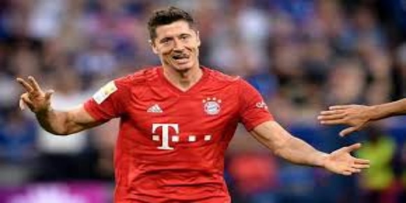 转会背后的博弈与策略- 爱游戏体育