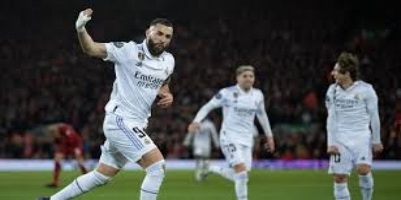 零封传奇背后的战术革新与关键表现 -爱游戏体育